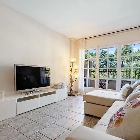 דירה Hauzify I Apartament Bovila Mar *